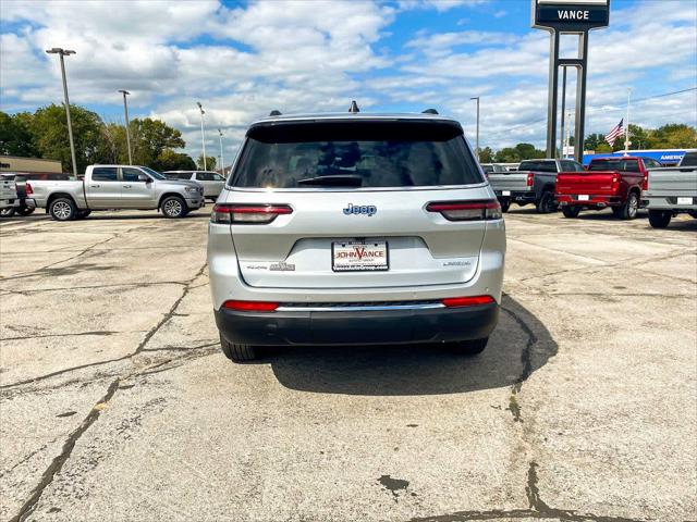 2024 Jeep Grand Cherokee L Laredo 4x4