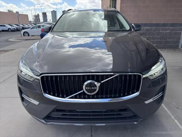 2022 Volvo XC60 B5 Momentum