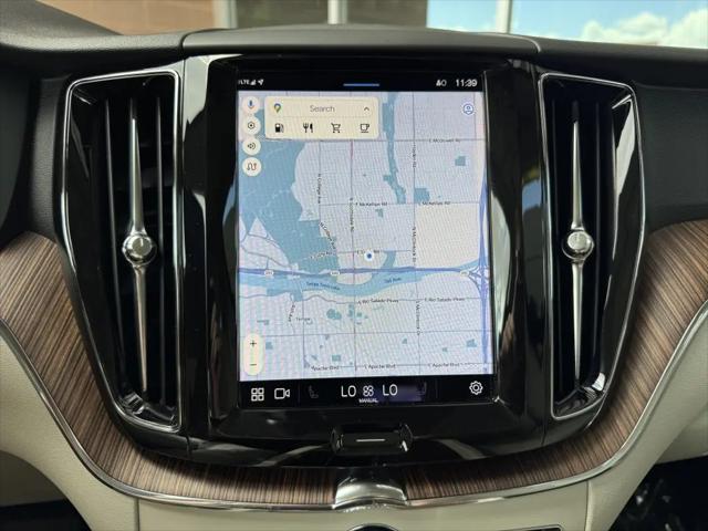 2022 Volvo XC60 B5 Momentum