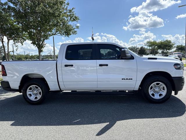2025 RAM Ram 1500 RAM 1500 TRADESMAN CREW CAB 4X2 57 BOX