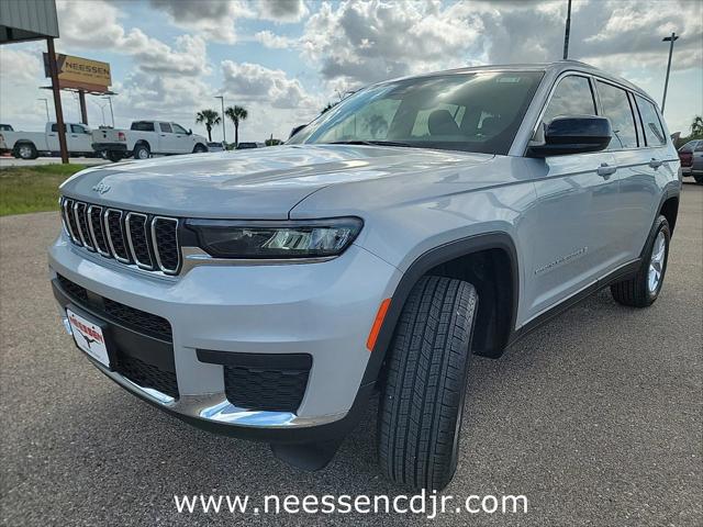 2025 Jeep Grand Cherokee GRAND CHEROKEE L LAREDO 4X2