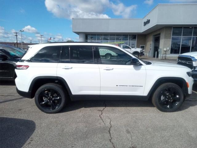 2025 Jeep Grand Cherokee GRAND CHEROKEE ALTITUDE X 4X4