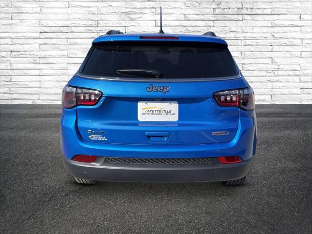 2025 Jeep Compass COMPASS LATITUDE 4X4