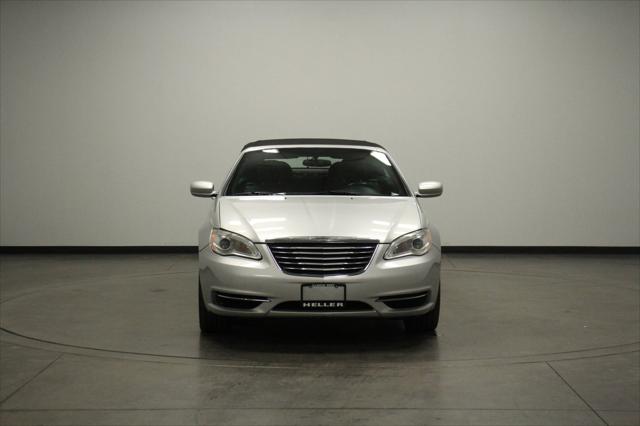 2012 Chrysler 200 Touring