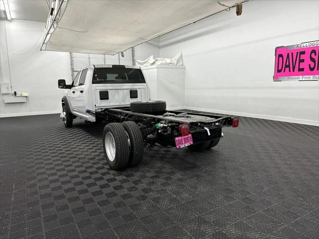 2024 RAM Ram 5500 Chassis Cab RAM 5500 TRADESMAN CHASSIS CREW CAB 4X4 84 CA