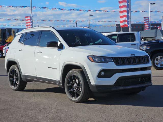 2025 Jeep Compass COMPASS LATITUDE 4X4