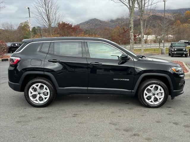 2025 Jeep Compass COMPASS SPORT 4X4