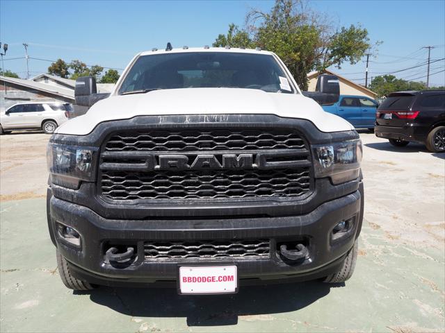 2024 RAM Ram 5500 Chassis Cab RAM 5500 TRADESMAN CHASSIS CREW CAB 4X4 84 CA