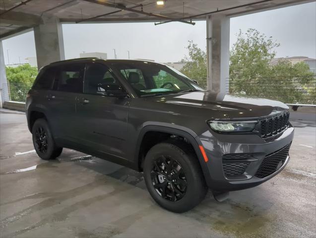 2025 Jeep Grand Cherokee GRAND CHEROKEE ALTITUDE 4X4