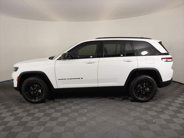 2025 Jeep Grand Cherokee GRAND CHEROKEE ALTITUDE 4X4