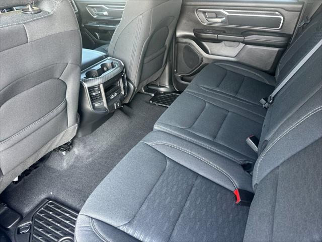 2025 Ram 1500 Big Horn Crew Cab 4x4 5'7" Box