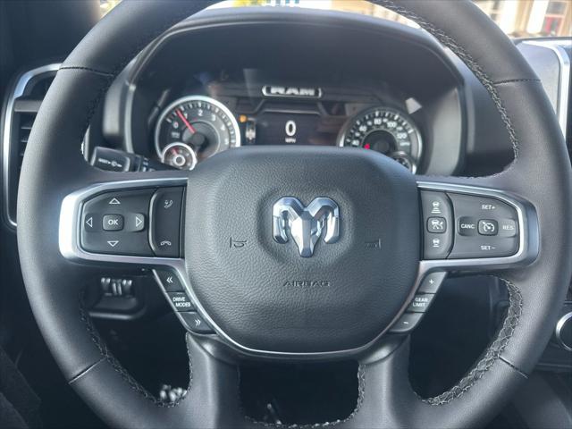 2025 Ram 1500 Big Horn Crew Cab 4x4 5'7" Box