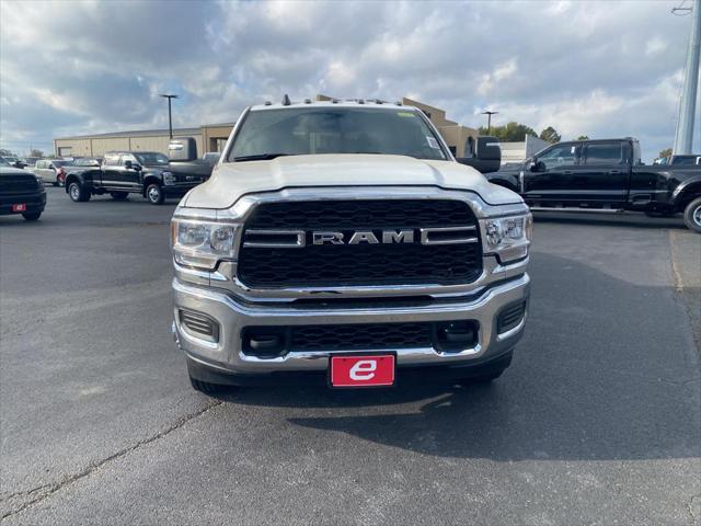 2024 RAM Ram 3500 RAM 3500 TRADESMAN CREW CAB 4X4 8 BOX