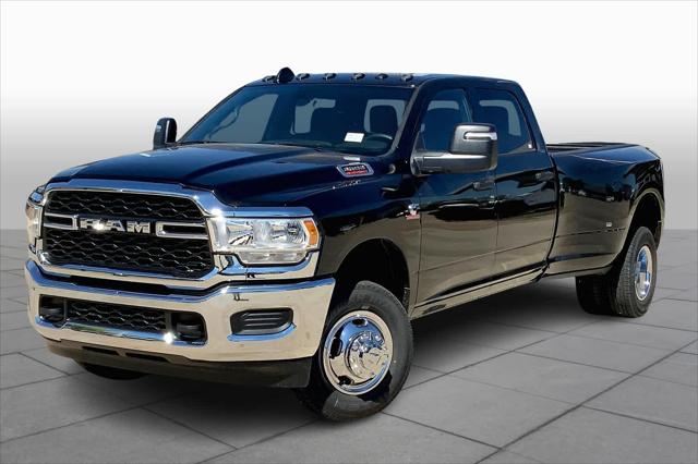 2024 RAM Ram 3500 RAM 3500 TRADESMAN CREW CAB 4X4 8 BOX