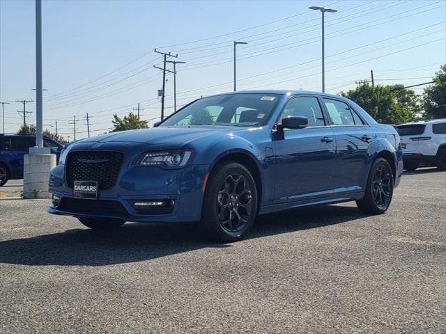 2023 Chrysler 300 Touring L AWD