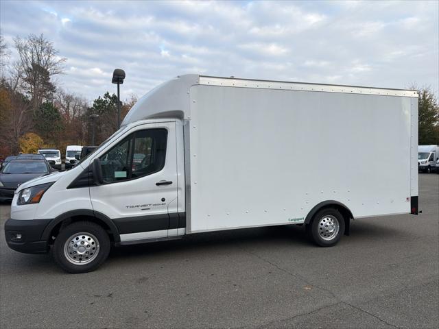 2024 Ford Transit Cutaway Base