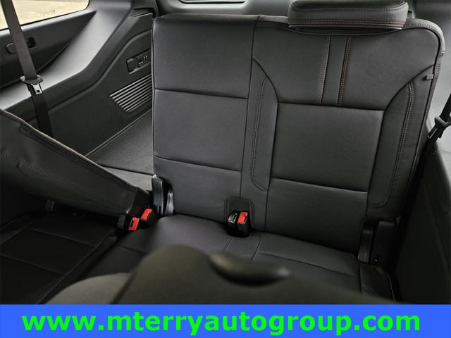 2024 Chevrolet Suburban 2WD RST