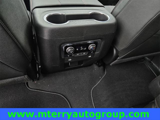 2024 Chevrolet Suburban 2WD RST