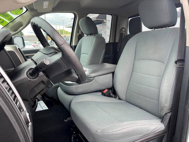 2017 Ram 1500 SLT