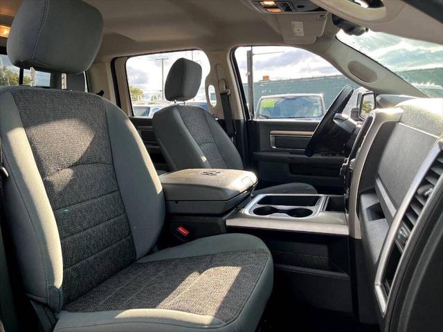 2017 Ram 1500 SLT