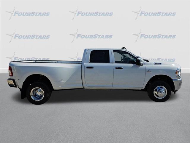 2024 RAM Ram 3500 RAM 3500 TRADESMAN CREW CAB 4X4 8 BOX