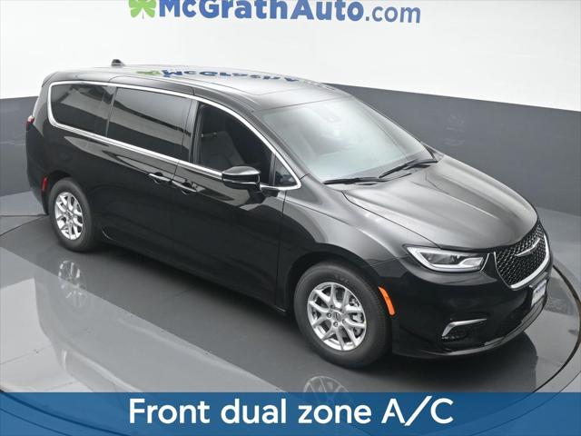 2025 Chrysler Pacifica PACIFICA SELECT