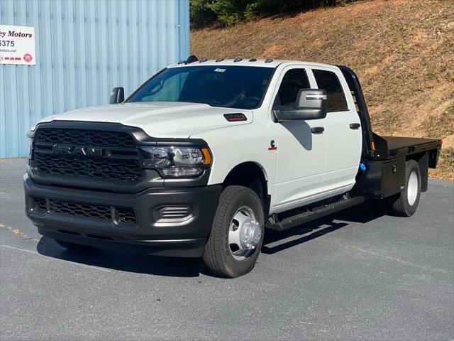 2024 RAM Ram 3500 Chassis Cab RAM 3500 TRADESMAN CREW CAB CHASSIS 4X4 60 CA