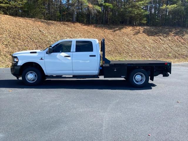 2024 RAM Ram 3500 Chassis Cab RAM 3500 TRADESMAN CREW CAB CHASSIS 4X4 60 CA