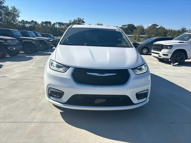 2025 Chrysler Pacifica PACIFICA SELECT