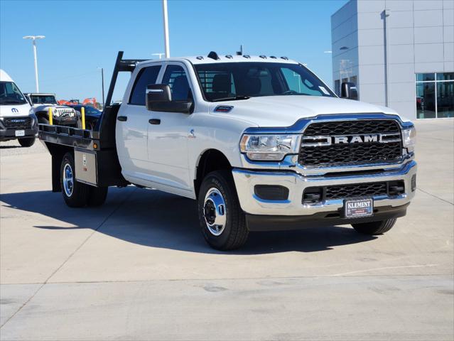 2024 RAM Ram 3500 Chassis Cab RAM 3500 TRADESMAN CREW CAB CHASSIS 4X4 60 CA
