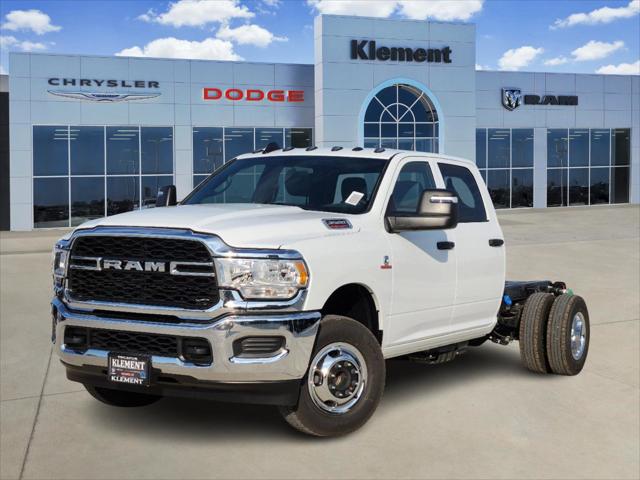 2024 RAM Ram 3500 Chassis Cab RAM 3500 TRADESMAN CREW CAB CHASSIS 4X4 60 CA