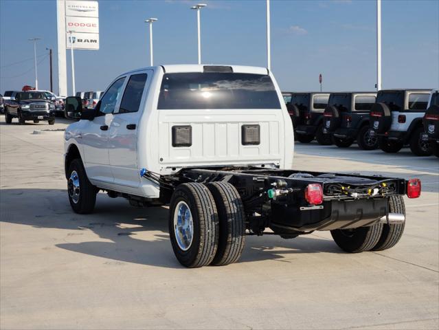 2024 RAM Ram 3500 Chassis Cab RAM 3500 TRADESMAN CREW CAB CHASSIS 4X4 60 CA