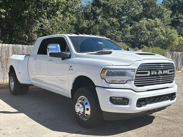 2024 RAM Ram 3500 RAM 3500 LARAMIE MEGA CAB 4X4 64 BOX