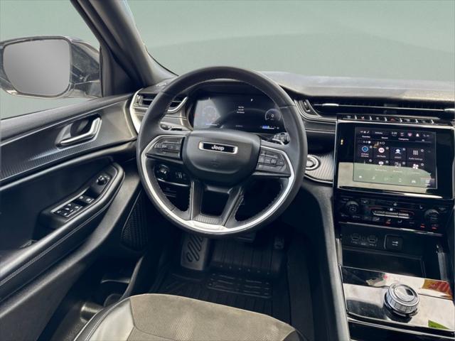 2023 Jeep Grand Cherokee L Altitude 4x2