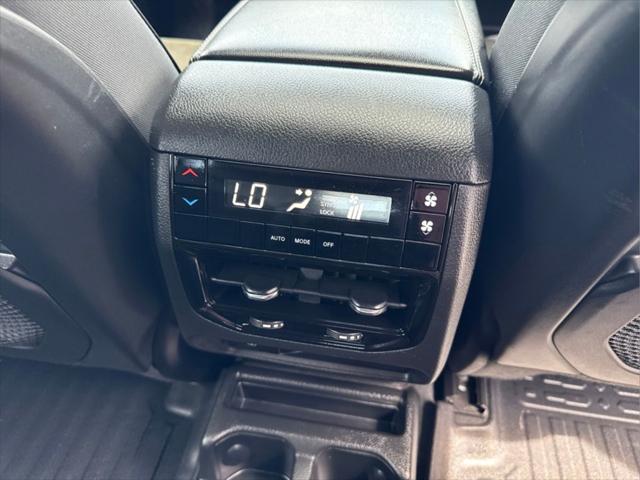 2023 Jeep Grand Cherokee L Altitude 4x2