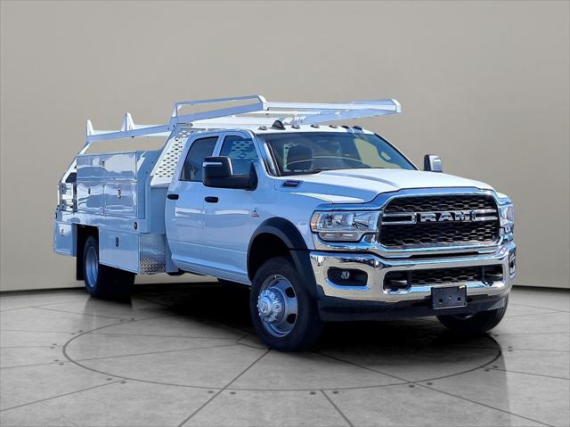 2024 RAM Ram 5500 Chassis Cab RAM 5500 TRADESMAN CHASSIS CREW CAB 4X4 84 CA