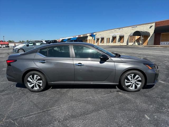 2025 Nissan Altima S FWD