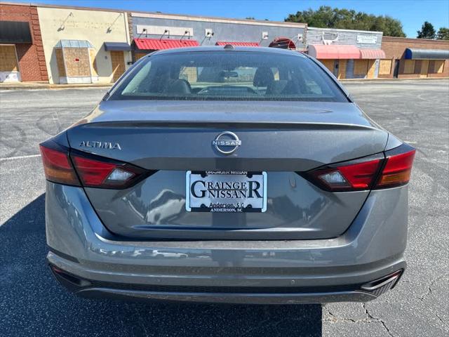2025 Nissan Altima S FWD