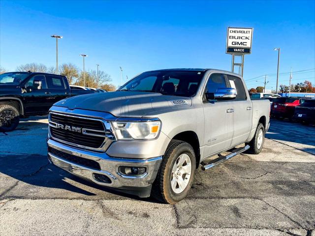 2020 RAM 1500 Big Horn Crew Cab 4x4 57 Box