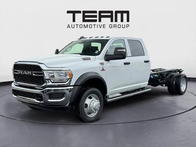 2024 RAM Ram 5500 Chassis Cab RAM 5500 TRADESMAN CHASSIS CREW CAB 4X4 84 CA