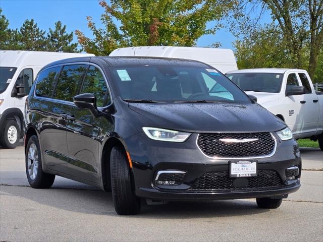 2025 Chrysler Pacifica PACIFICA SELECT AWD