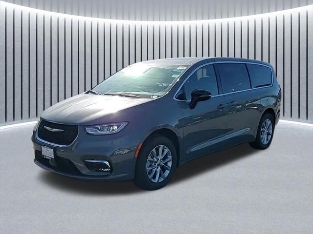 2025 Chrysler Pacifica PACIFICA SELECT AWD