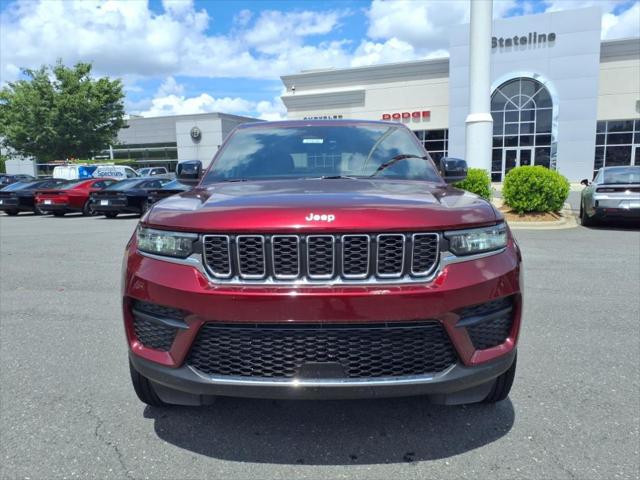 2025 Jeep Grand Cherokee GRAND CHEROKEE LAREDO 4X4
