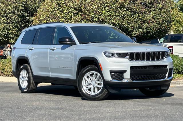 2025 Jeep Grand Cherokee GRAND CHEROKEE L LAREDO X 4X4