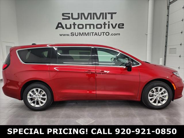 2025 Chrysler Pacifica PACIFICA SELECT AWD