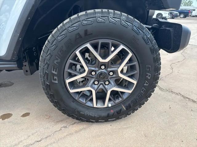 2024 Jeep Wrangler 4-Door Sahara 4x4