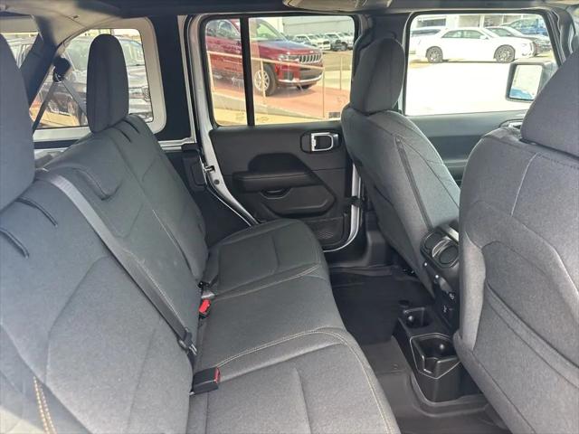 2024 Jeep Wrangler 4-Door Sahara 4x4
