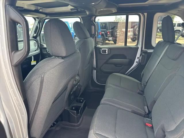 2024 Jeep Wrangler 4-Door Sahara 4x4