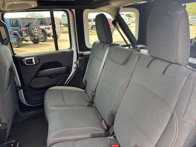 2024 Jeep Wrangler 4-Door Sahara 4x4