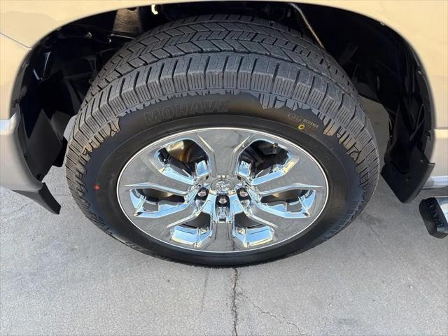2021 Ram 1500 Big Horn Crew Cab 4x4 5'7" Box